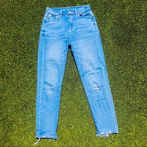 💙ae mom jeans💙